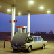 Illustration for article titled How to Make a Long-Distance Road Trip in an Old Car Not So Intimidating